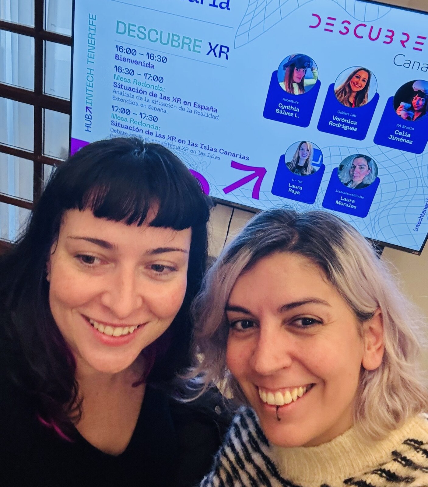 Celia and Laura at the Descubre XR Canarias panel in Tenerife